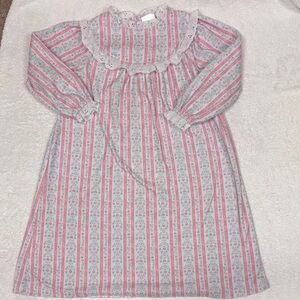 Lanz Of Salzburg Girls 4t Nightgown - Hearts & Flowers 100% polyester
